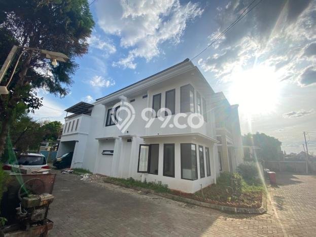 Siap Huni Rumah Mewah 4 Kamar di Jagakarsa Dekat ke Mana Saja Siap Huni Rumah Mewah 4 Kamar di Jagakarsa Dekat ke Mana Saja