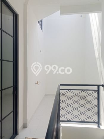 Hunian Cantik Minimalis Lb 600m2 di Ciracas, Jakarta Timur Hunian Cantik Minimalis Lb 600m2 di Ciracas, Jakarta Timur