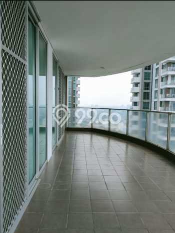 Hunian Apartemen Mewah & Eksklusif 4 BR di Mampang Prapatan, Jakarta Selatan Hunian Apartemen Mewah & Eksklusif 4 BR di Mampang Prapatan, Jakarta Selatan