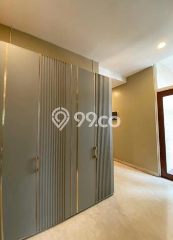 Siap Huni Hunian Elit 4 Kamar di Kebayoran Baru Dekat ke Mana Pun Siap Huni Hunian Elit 4 Kamar di Kebayoran Baru Dekat ke Mana Pun