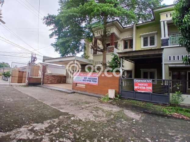 Dijual Rumah 4 Kamar Lokasi Ideal Bagus dan Strategis di Ilir Barat II Dijual Rumah 4 Kamar Lokasi Ideal Bagus dan Strategis di Ilir Barat II