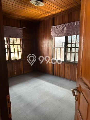 Hunian Mewah Dijual LT 180m2 di Ciracas, Jakarta Timur Hunian Mewah Dijual LT 180m2 di Ciracas, Jakarta Timur