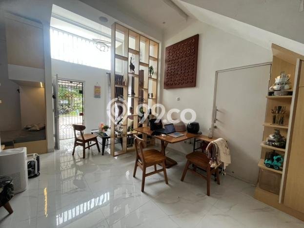 Dijual Hunian Rumah Terawat 4 Kamar di Alang-Alang Lebar, Palembang Dijual Hunian Rumah Terawat 4 Kamar di Alang-Alang Lebar, Palembang