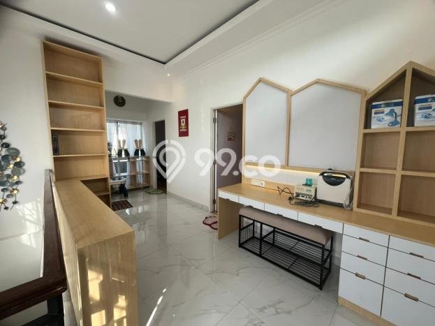 Dijual Hunian Rumah Terawat 4 Kamar di Alang-Alang Lebar, Palembang Dijual Hunian Rumah Terawat 4 Kamar di Alang-Alang Lebar, Palembang