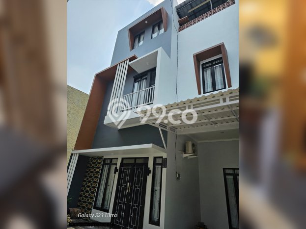 Jual Rumah Bagus Siap Huni LB 160m2 di Jagakarsa, Jakarta Selatan Jual Rumah Bagus Siap Huni LB 160m2 di Jagakarsa, Jakarta Selatan