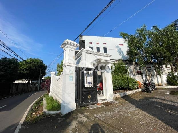 Dijual Cepat Rumah Bagus Siap Huni LB 84m2 di Ilir Barat I, Palembang Dijual Cepat Rumah Bagus Siap Huni LB 84m2 di Ilir Barat I, Palembang