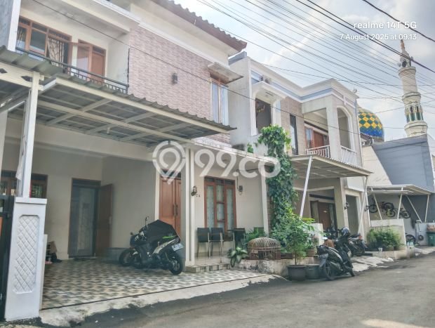 For Sale Rumah 4 Kamar Lokasi Ideal Nyaman dan Strategis di Jagakarsa For Sale Rumah 4 Kamar Lokasi Ideal Nyaman dan Strategis di Jagakarsa