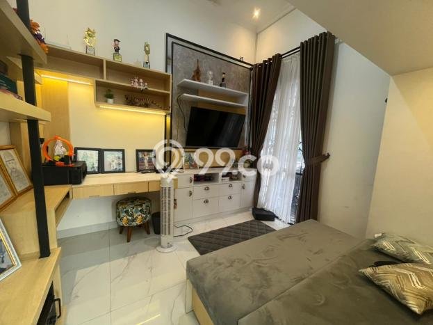 Dijual Hunian Rumah Terawat 4 Kamar di Alang-Alang Lebar, Palembang Dijual Hunian Rumah Terawat 4 Kamar di Alang-Alang Lebar, Palembang
