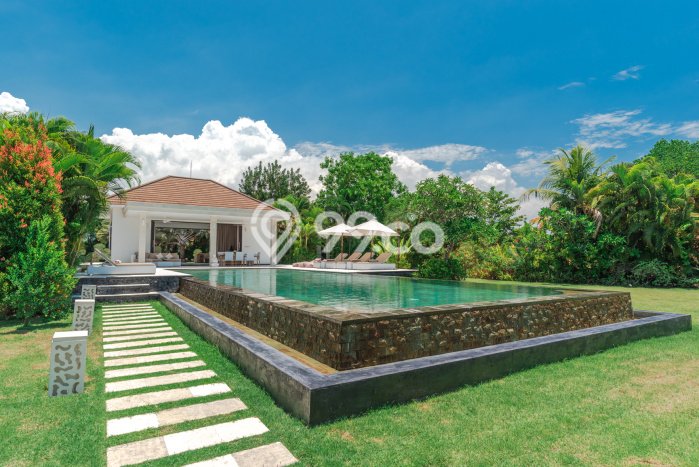 Vila Kawasan , Dimensi 3800m2m², Ideal untuk hunian Anda Vila Kawasan , Dimensi 3800m2m², Ideal untuk hunian Anda