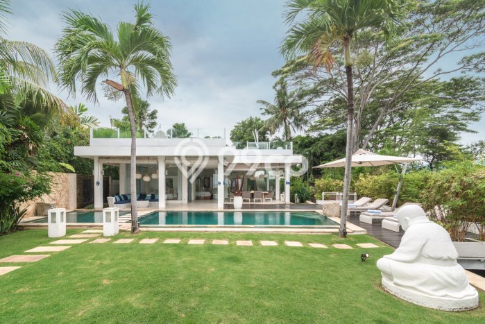 Vila di , Ukuran 700m2m², Area Strategis untuk usaha Vila di , Ukuran 700m2m², Area Strategis untuk usaha