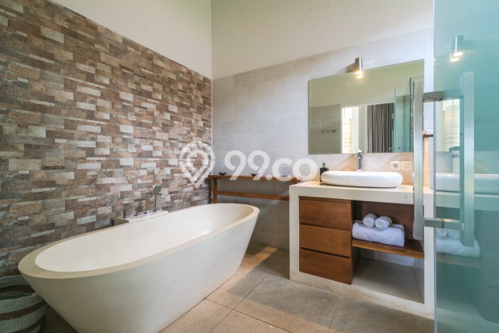 HARGA TERBAIK! Vila Kawasan , Area 2125m2m², Area Berkembang dengan nilai naik HARGA TERBAIK! Vila Kawasan , Area 2125m2m², Area Berkembang dengan nilai naik