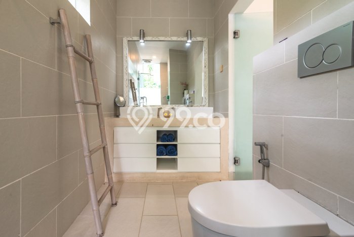 Vila di , Ukuran 700m2m², Area Strategis untuk usaha Vila di , Ukuran 700m2m², Area Strategis untuk usaha