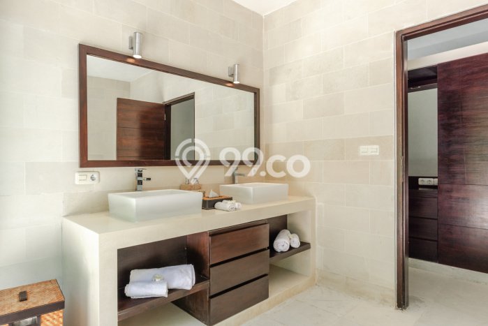 Vila Kawasan , Dimensi 3800m2m², Ideal untuk hunian Anda Vila Kawasan , Dimensi 3800m2m², Ideal untuk hunian Anda