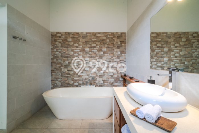 HARGA TERBAIK! Vila Kawasan , Area 2125m2m², Area Berkembang dengan nilai naik HARGA TERBAIK! Vila Kawasan , Area 2125m2m², Area Berkembang dengan nilai naik