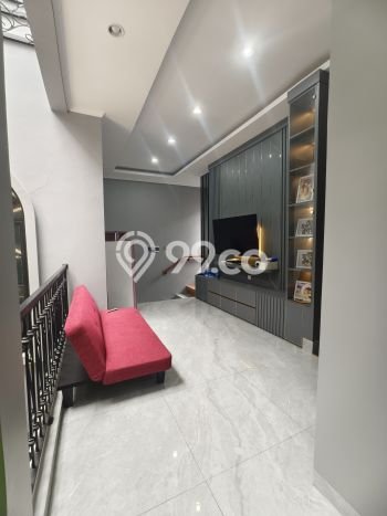 Dijual Rumah Luas Elegan Dengan View Eksklusif di Harapan Indah, Bekasi Dijual Rumah Luas Elegan Dengan View Eksklusif di Harapan Indah, Bekasi