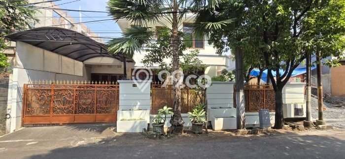 Dijual Rumah Premium dengan Fasilitas Sekitar Komplit di Kramat Jati, Jakarta Timur Dijual Rumah Premium dengan Fasilitas Sekitar Komplit di Kramat Jati, Jakarta Timur
