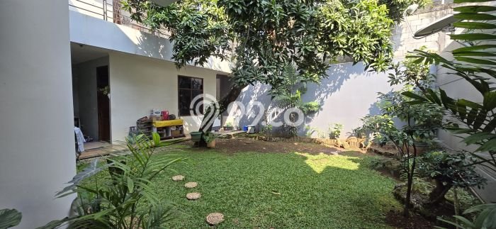 Dijual Rumah Premium dengan Fasilitas Sekitar Komplit di Kramat Jati, Jakarta Timur Dijual Rumah Premium dengan Fasilitas Sekitar Komplit di Kramat Jati, Jakarta Timur