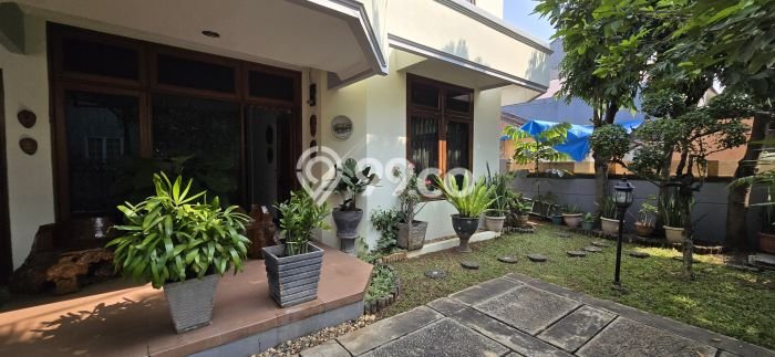 Dijual Rumah Premium dengan Fasilitas Sekitar Komplit di Kramat Jati, Jakarta Timur Dijual Rumah Premium dengan Fasilitas Sekitar Komplit di Kramat Jati, Jakarta Timur