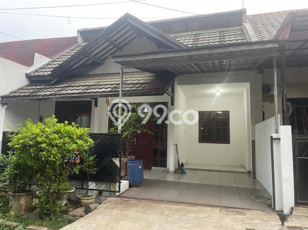 Dijual Hunian Rumah Terawat 5 Kamar di Jatibening, Bekasi Dijual Hunian Rumah Terawat 5 Kamar di Jatibening, Bekasi