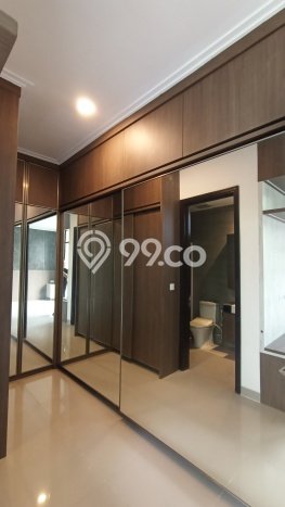 Siap Huni Hunian Elit 4 Kamar di Kelapa Gading Dekat ke Mana Saja Siap Huni Hunian Elit 4 Kamar di Kelapa Gading Dekat ke Mana Saja