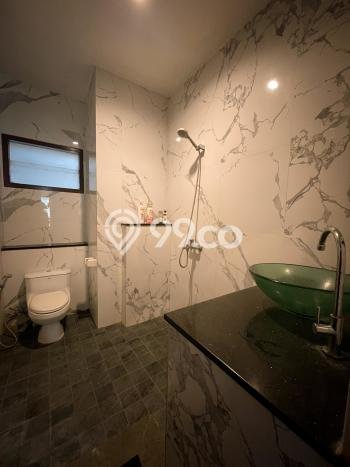 Rumah Luxury Modern Tanpa Renovasi di Caman Bekasi Rumah Luxury Modern Tanpa Renovasi di Caman Bekasi