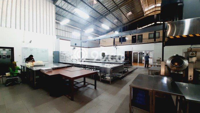 Area Ramai! Komersial Dijual di Serang Baru untuk Bisnis Luas Bangunan 1475m2 Area Ramai! Komersial Dijual di Serang Baru untuk Bisnis Luas Bangunan 1475m2
