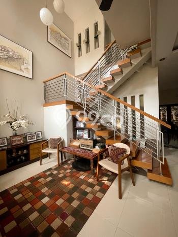 Rumah Luxury Modern Tanpa Renovasi di Caman Bekasi Rumah Luxury Modern Tanpa Renovasi di Caman Bekasi