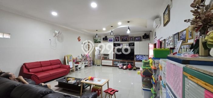 Komersial Dijual di Cibitung Bekasi dengan Luas Bangunan 400m2 Komersial Dijual di Cibitung Bekasi dengan Luas Bangunan 400m2