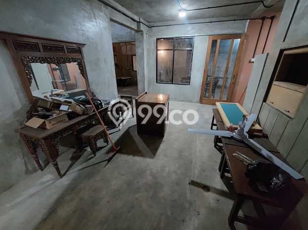 Komersial Dijual di Prime Area Jakarta Timur Luas 280m2 Komersial Dijual di Prime Area Jakarta Timur Luas 280m2
