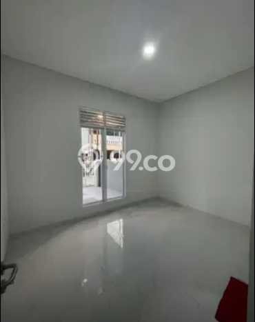 Rumah Luas Asri 2 KT Siap Pakai di Pondok Gede Bekasi Rumah Luas Asri 2 KT Siap Pakai di Pondok Gede Bekasi