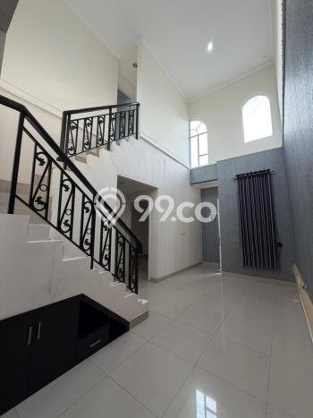 Lokasi strategis! Rumah siap huni dikontrakkan di Cakung LB 105m2 Lokasi strategis! Rumah siap huni dikontrakkan di Cakung LB 105m2