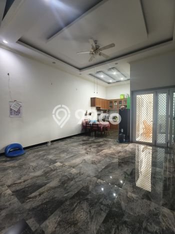 Ready to Use! Luxury House LT 404m2 Desain Elegan di Grand Wisata Ready to Use! Luxury House LT 404m2 Desain Elegan di Grand Wisata