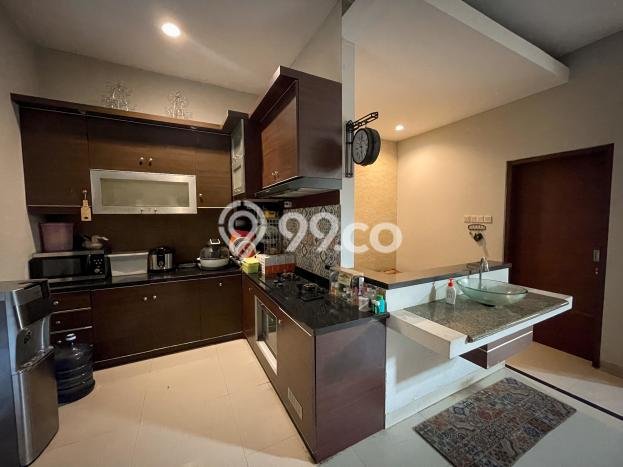 Rumah Luxury Modern Tanpa Renovasi di Caman Bekasi Rumah Luxury Modern Tanpa Renovasi di Caman Bekasi