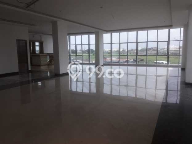 FOR SALE! Kantor di Cengkareng Jakarta Barat, LT 195m2, LB 1560m2 FOR SALE! Kantor di Cengkareng Jakarta Barat, LT 195m2, LB 1560m2