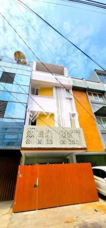 Komersial Dijual di Jakarta Pusat LT 71m2 & LB 280m2 Lokasi Terbaik! Komersial Dijual di Jakarta Pusat LT 71m2 & LB 280m2 Lokasi Terbaik!