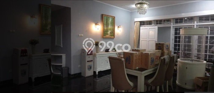 Jual Rumah Mewah Elegan Dengan View Cantik di Cibubur, Jakarta Timur Jual Rumah Mewah Elegan Dengan View Cantik di Cibubur, Jakarta Timur