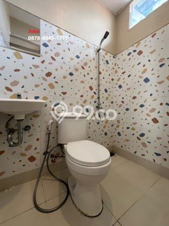 Dijual Kost di Kawasan Cisauk, Tangerang, Spesifikasi 98 KT, 98 KM, 2000m2 Dijual Kost di Kawasan Cisauk, Tangerang, Spesifikasi 98 KT, 98 KM, 2000m2