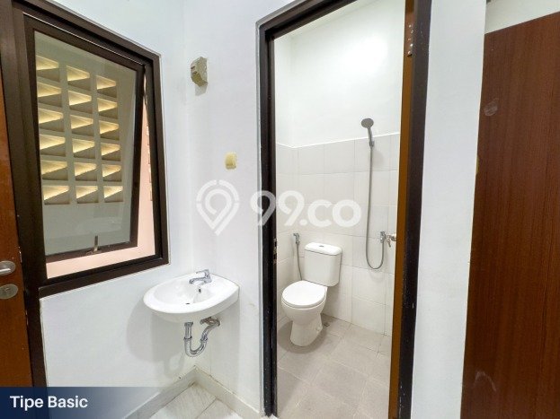 Unit Kost Dijual di Kawasan Matraman Jakarta Timur dengan 25 KT Unit Kost Dijual di Kawasan Matraman Jakarta Timur dengan 25 KT
