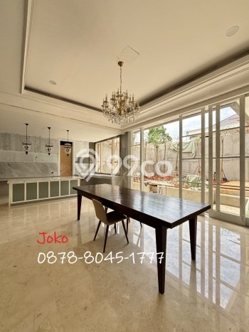 Jual Rumah Luas Elegan Dengan View Eksklusif di Kemang, Jakarta Selatan Jual Rumah Luas Elegan Dengan View Eksklusif di Kemang, Jakarta Selatan