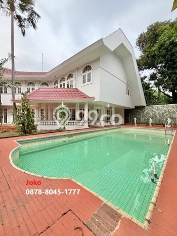 Rumah Elit Modern Siap Huni di Simprug Jakarta Selatan Rumah Elit Modern Siap Huni di Simprug Jakarta Selatan