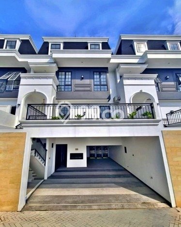 Rumah Elit LB 300m2 Siap Pakai Desain Elegan di Pejaten, Jakarta Selatan Rumah Elit LB 300m2 Siap Pakai Desain Elegan di Pejaten, Jakarta Selatan