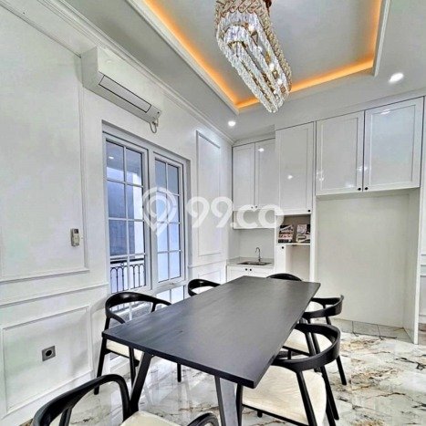 Rumah Elit LB 300m2 Siap Pakai Desain Elegan di Pejaten, Jakarta Selatan Rumah Elit LB 300m2 Siap Pakai Desain Elegan di Pejaten, Jakarta Selatan