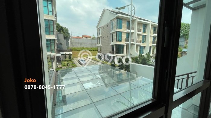 Hunian Mewah LB 373m2 Siap Huni Desain Elegan di Pondok Indah, Jakarta Selatan Hunian Mewah LB 373m2 Siap Huni Desain Elegan di Pondok Indah, Jakarta Selatan
