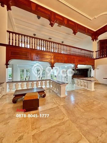 Rumah Elit Modern Siap Huni di Simprug Jakarta Selatan Rumah Elit Modern Siap Huni di Simprug Jakarta Selatan
