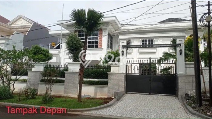 Jual Rumah Mewah Elegan Dengan View Cantik di Cibubur, Jakarta Timur Jual Rumah Mewah Elegan Dengan View Cantik di Cibubur, Jakarta Timur
