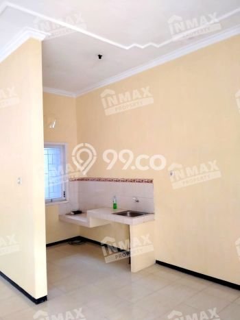 Rumah Luas Asri 3 KT Siap Pakai di Sulfat Malang Rumah Luas Asri 3 KT Siap Pakai di Sulfat Malang