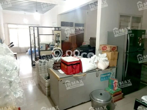 Hunian Elit LB 250m2 Siap Pakai Desain Elegan di Jatimulyo, Malang Hunian Elit LB 250m2 Siap Pakai Desain Elegan di Jatimulyo, Malang