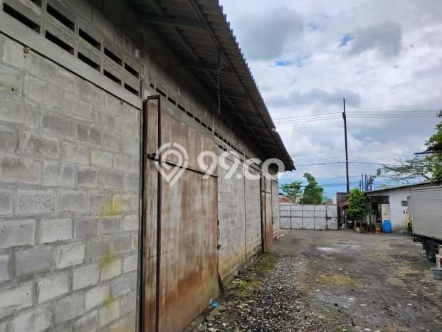 Unit Gudang Dijual di Pakis Malang 400m2 Unit Gudang Dijual di Pakis Malang 400m2