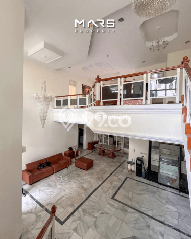 Rumah Strategis dengan Luas Tanah 500m² di Lokasi Kuningan, Jakarta Selatan Rumah Strategis dengan Luas Tanah 500m² di Lokasi Kuningan, Jakarta Selatan
