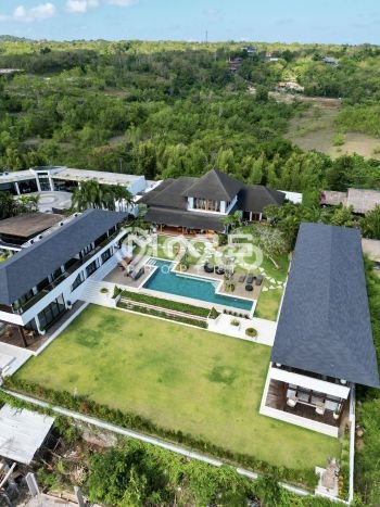 AREA BISNIS! Komersial di Pecatu, Luas 2500m², Jalan Utama, Strategis AREA BISNIS! Komersial di Pecatu, Luas 2500m², Jalan Utama, Strategis